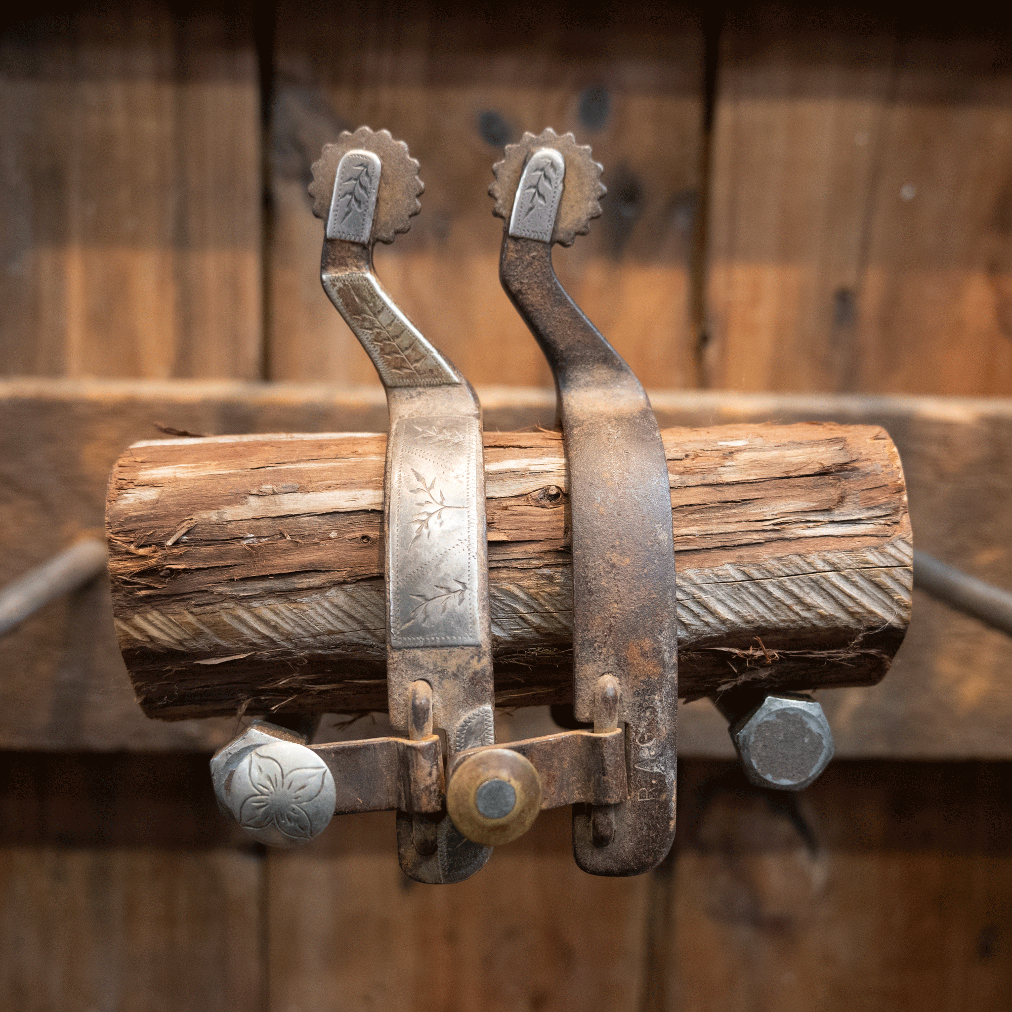 "R.A.G." 16pt. Spurs